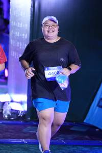 BIB: 4408
                            <button type="button" onclick="openModal(26262000)" class="btn btn-primary btn-sm float-right btn-popup" data-toggle="modal" data-target=".modal-high-quality">
                        <i class="fas fa-shopping-cart"></i> Add to Cart
                    </button>
                                            <button type="button" onclick="isThisMe(26262000, true)" class="btn btn-success btn-sm float-right btn-popup btn-isme hidden" data-toggle="tooltip" data-placement="bottom" title="นี่คือรูปของคุณใช่ไหม คลิกที่นี่เพื่อเอาเข้าอัลบั้ม">
                        <i class="fas fa-plus"></i> Add to album
                    </button>
                    <button type="button" onclick="isThisMe(26262000, false)" class="btn btn-warning btn-sm float-right btn-popup btn-isnotme hidden">
                        <i class="fas fa-ban"></i> Remove from album
                    </button>